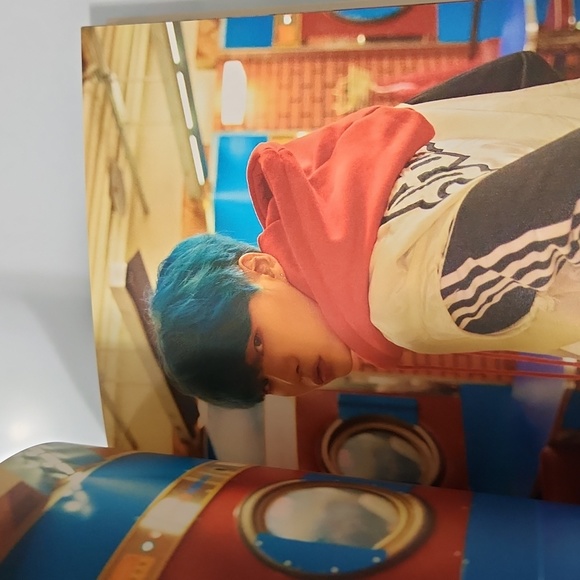 Love Yourself Her Album - White - Picture 9 of 9